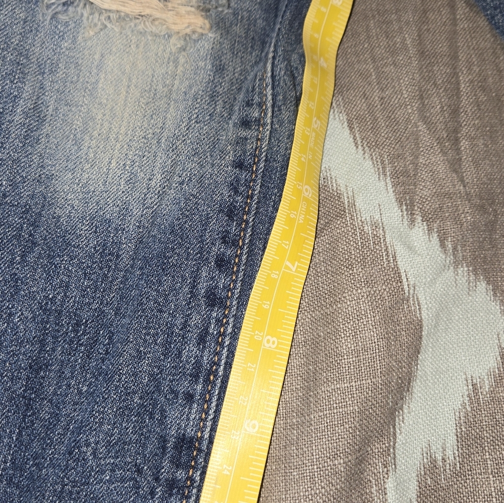 Baby GAP distressed Jeans 12/18 Months Perfect Condition - Picture 3 of 8